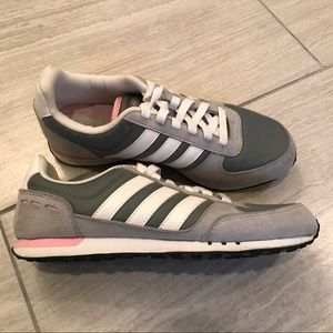 adidas neolabel shoes - vintage gray pink